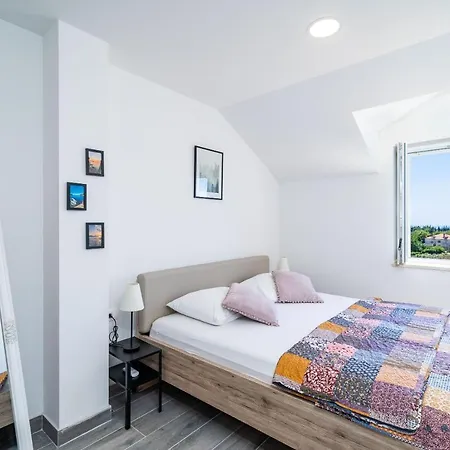 بيت ضيافة Amalija