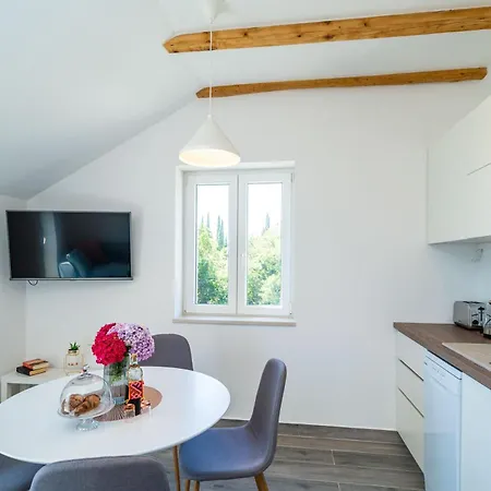 Amalija بيت ضيافة 4*