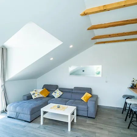 بيت ضيافة Amalija 4*