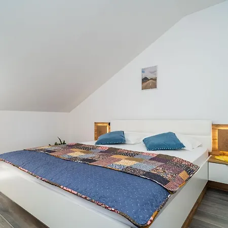 Amalija ゲストハウス Čilipi