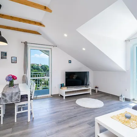 Guest house Amalija