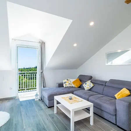 ゲストハウス Amalija